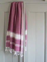 hammam towel raspberry/white