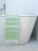 hammam towel pistachio green/white