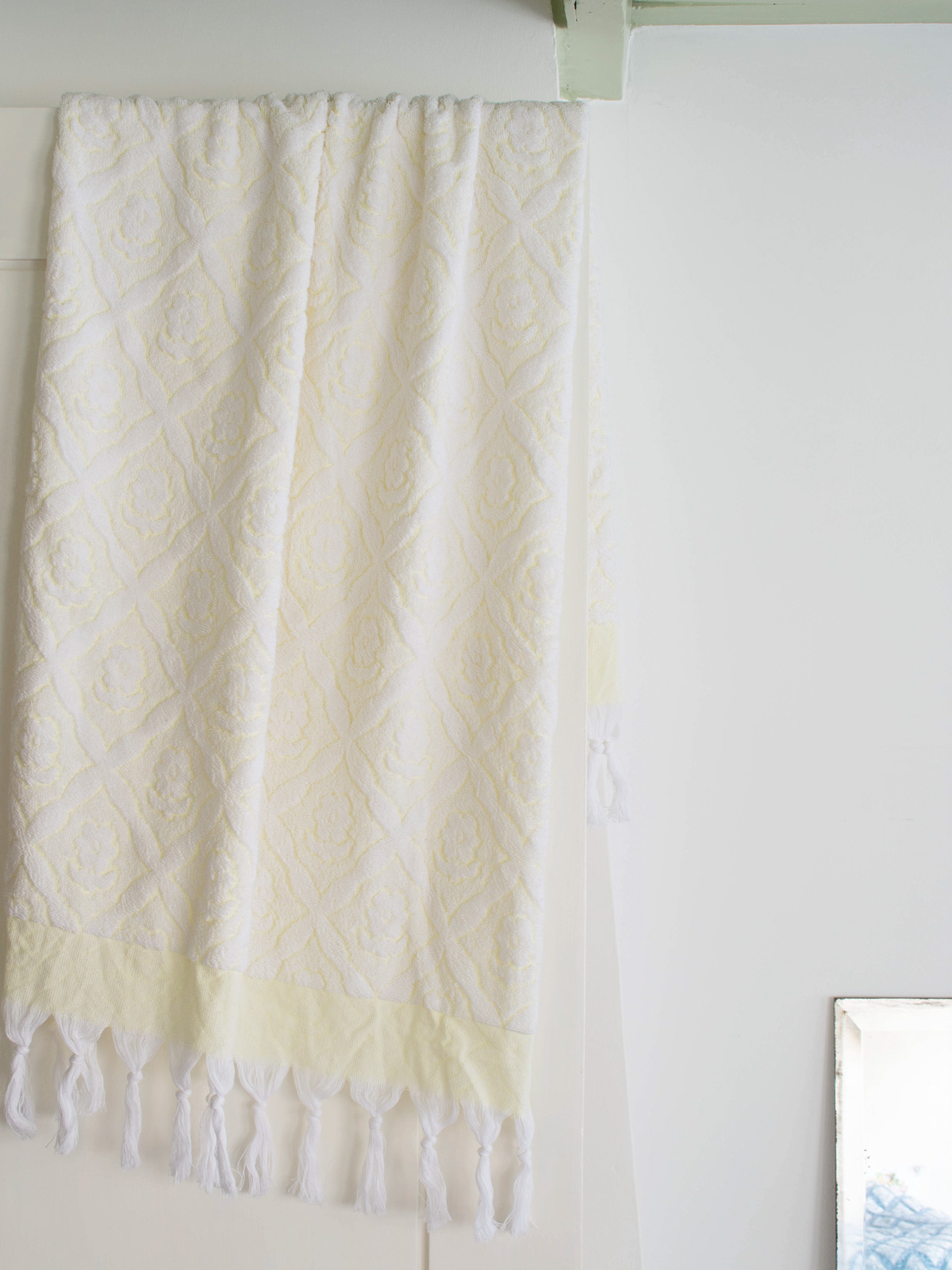asciugamano giallo chiaro - asciugamano doccia spugna Fiore 140x70 cm M -  asciugamani - Ottomania.it