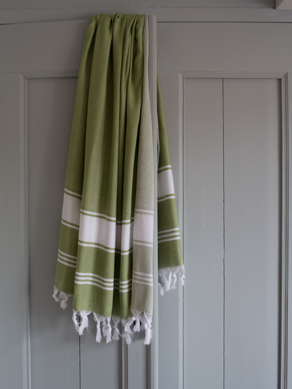 hammam towel moss-green/white