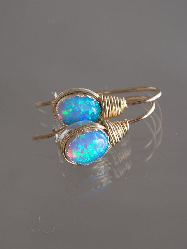 Ohrhänger Wire mini, blauer Opal