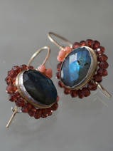 earrings Oval Mandala labradorite and garnet