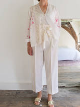 blouse in white and off-white silk
