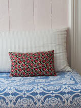 coussin 37x23 cm roses rouge
