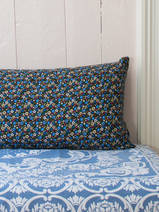 cushion 100x50 cm blue daisies