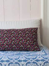 cushion 70x35 cm dark pink daisies
