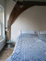 couvre-lit à motif floral Mozaik, bleu parlement