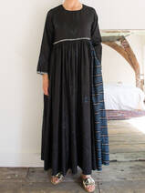 robe longue large en soie noir