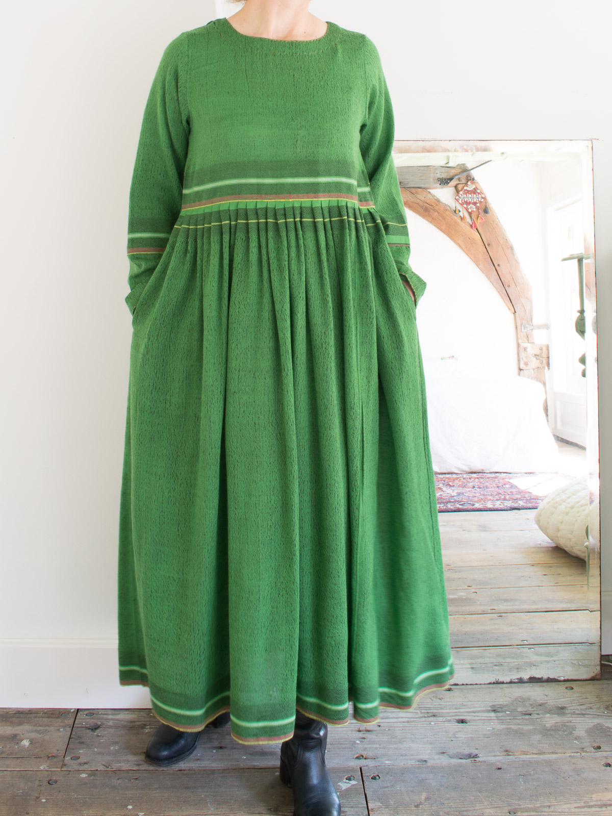 Onhandig viool Arabisch wijde maxi-jurk van groene wol - jurken en blouses - volledig handgemaakt -  kleding - Ottomania.nl | de officiële Ottomania website