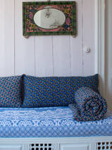 quilted mattress 150x50 cm blue hibiscus