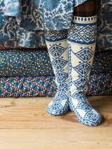 hand knitted stockings off-white with blue
