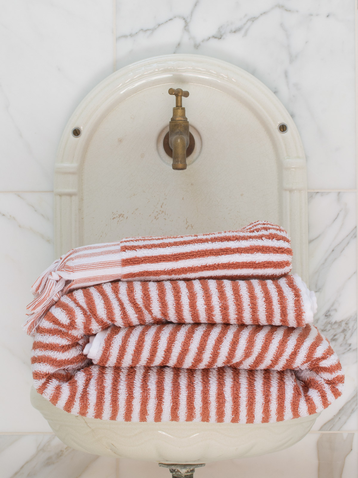 gestreepte handdoek koper 170x90 cm