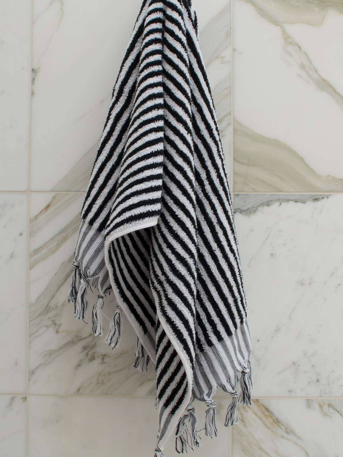 serviette rayée noir 100x45 cm